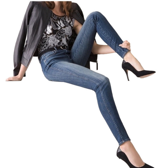 WHBM Extra High-Rise Skinny  Medium Wash Jeans size 0 - Picture 14 of 14